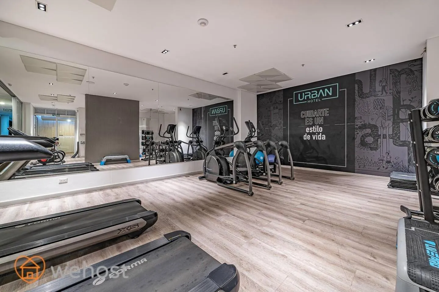 25Th Floor Luxury 2 Bedrooms Ac Pool & Gym 2503 Medellin