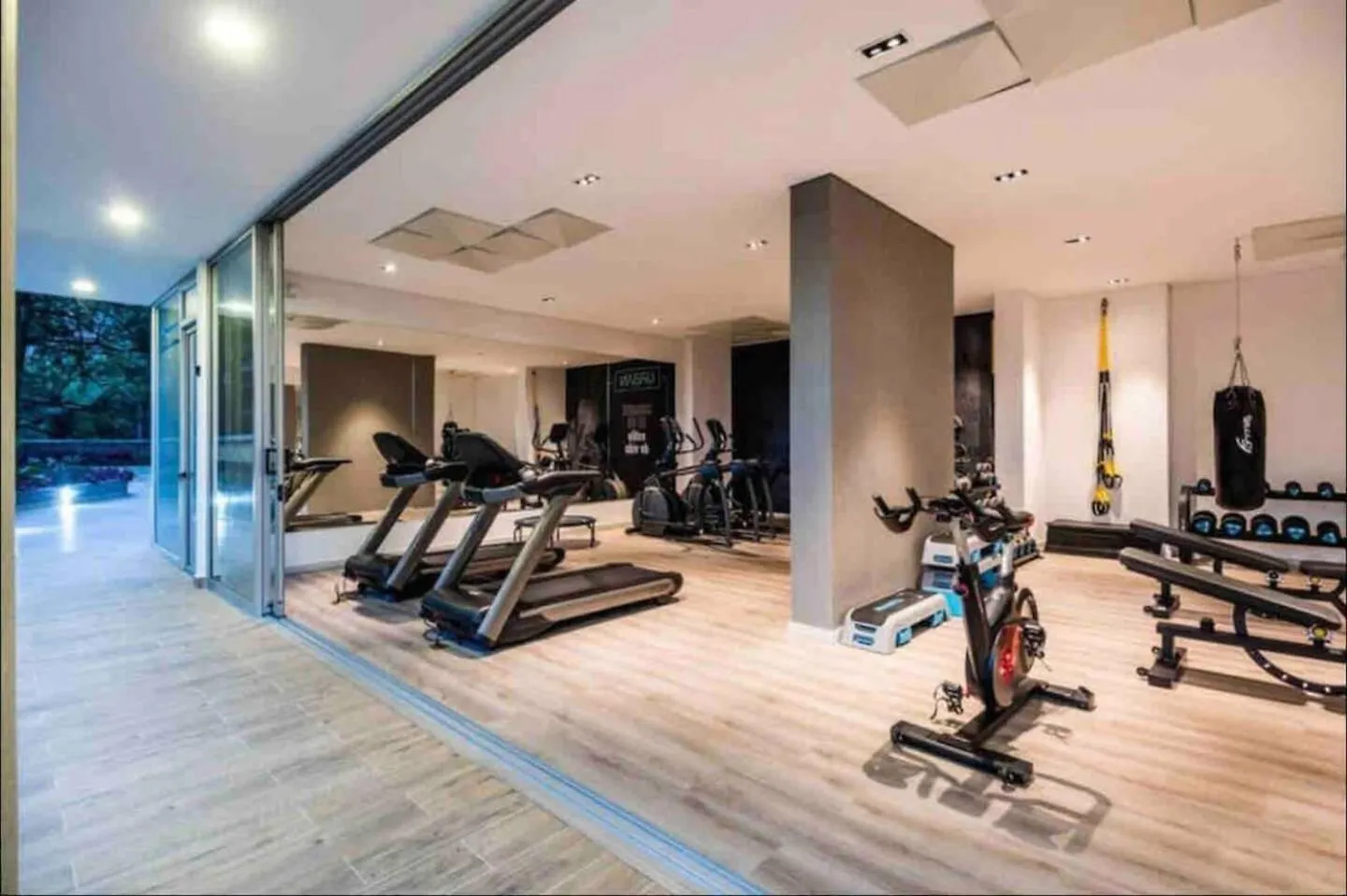 25Th Floor Luxury 2 Bedrooms Ac Pool & Gym 2503 Medellin 0*,