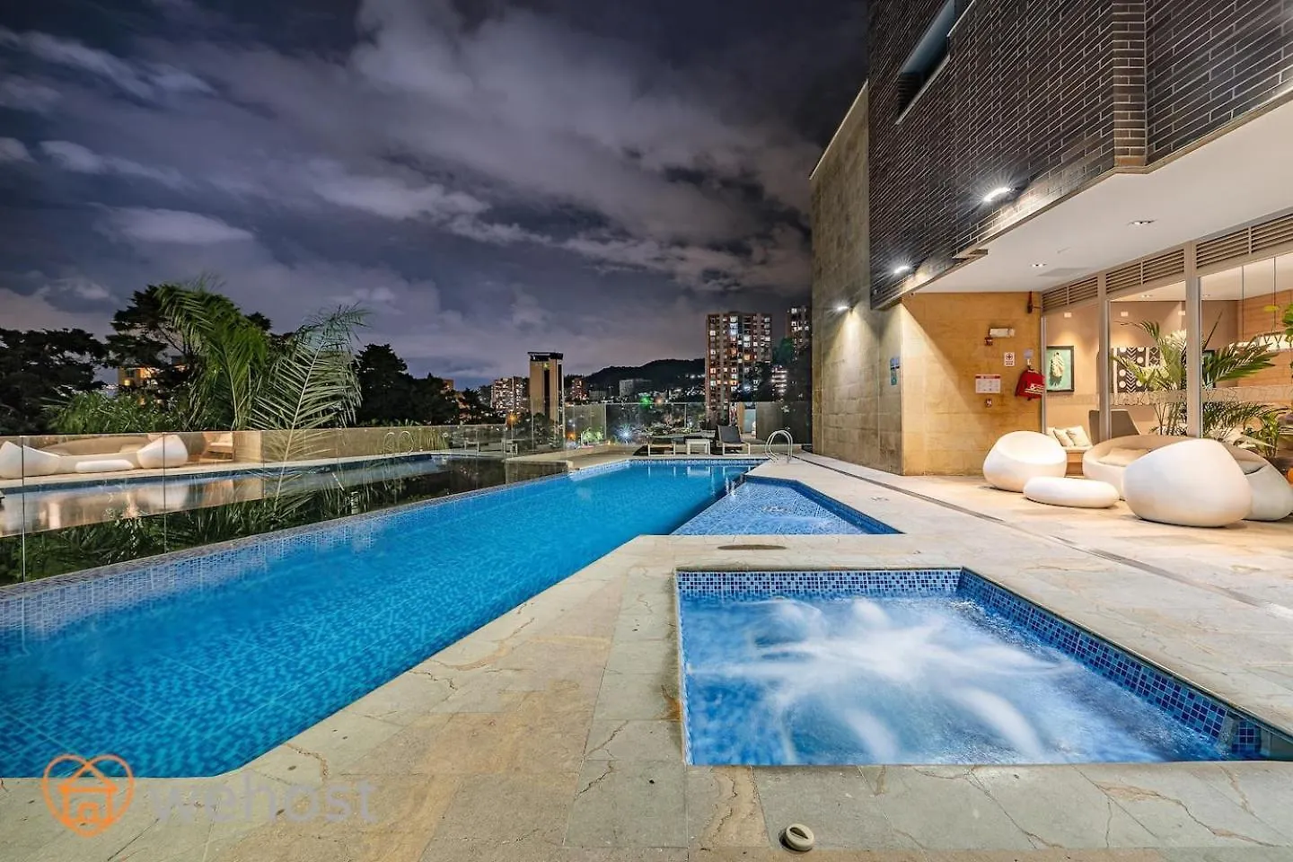 25Th Floor Luxury 2 Bedrooms Ac Pool & Gym 2503 Medellin